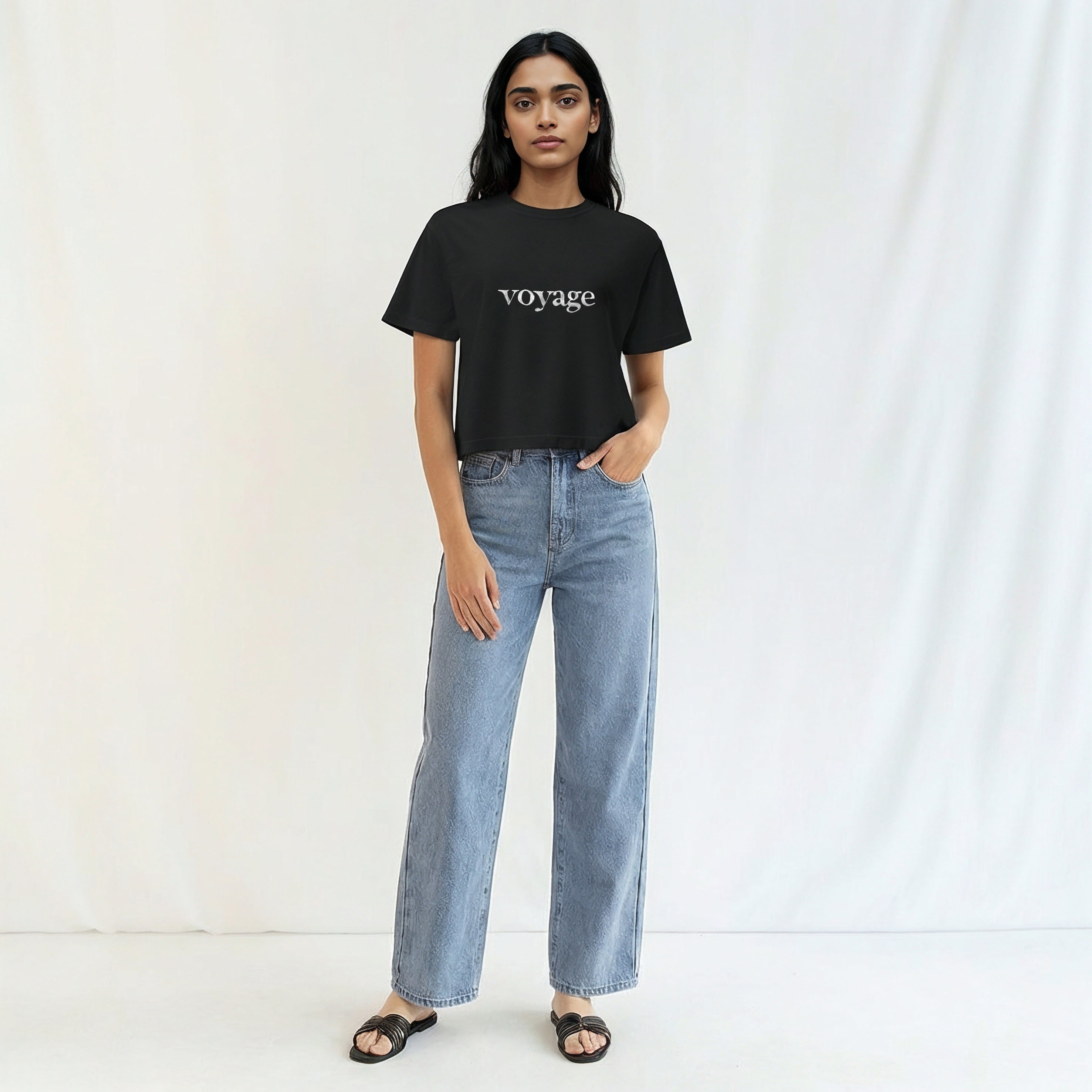 Voyage Boxy Mid-Length T-shirt